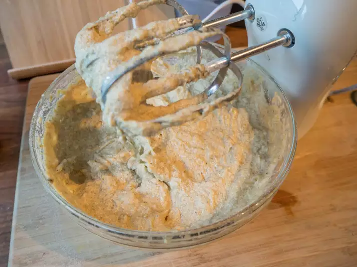 Banankake deig